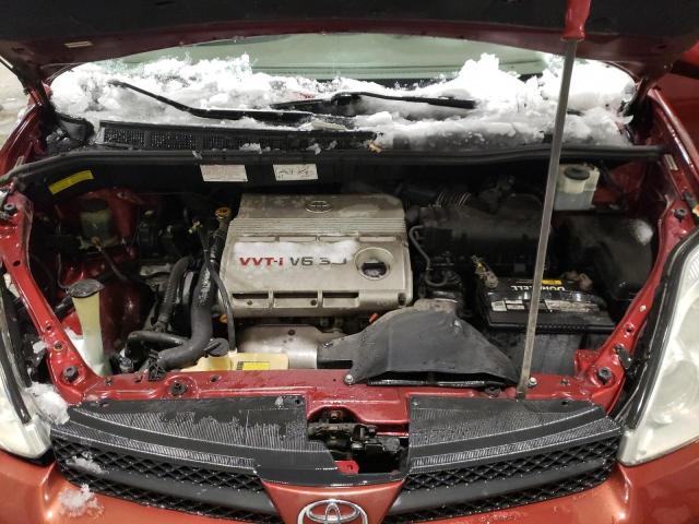 Photo 12 from auction – 2004 TOYOTA SIENNA XLE with VIN 5TDZA22C84S133907