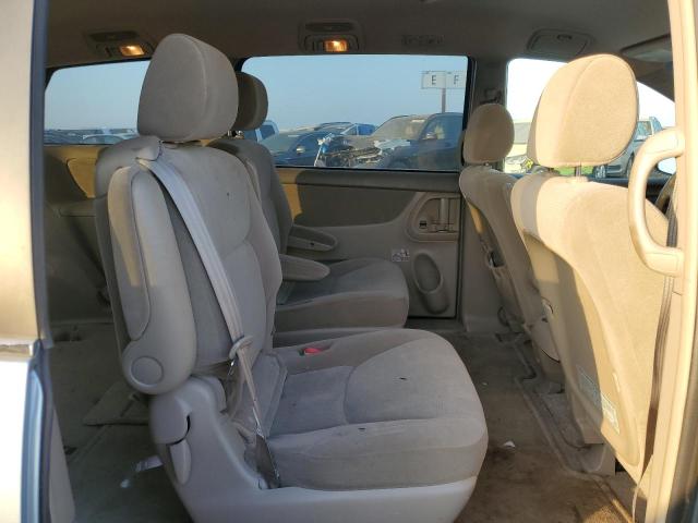 Photo 11 from auction – 2004 TOYOTA SIENNA CE with VIN 5TDZA23C14S219140
