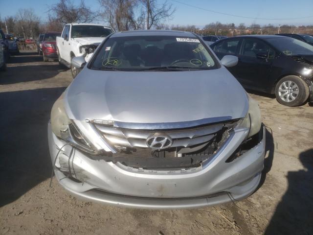 Photo 5 from auction – 2011 HYUNDAI SONATA SE with VIN 5NPEC4AB2BH182200