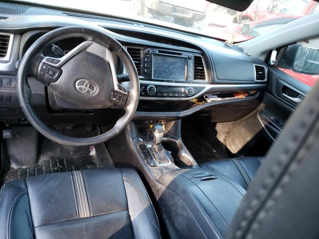 Photo 8 from auction – 2017 TOYOTA HIGHLANDER with VIN 5TDJZRFH9HS378290