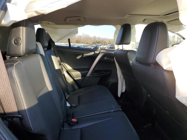 Photo 11 from auction – 2017 TOYOTA RAV4 LIMIT with VIN JTMDFREVXHD220789