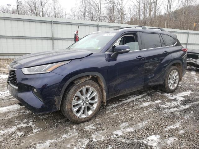 TOYOTA HIGHLANDER 2022 with VIN 5TDDZRBH5NS563631 - Photo from auction