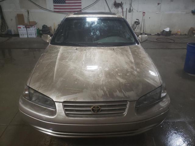 Photo 5 from auction – 1998 TOYOTA CAMRY CE with VIN 4T1BG22K6WU233232