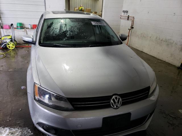 Photo 5 from auction – 2014 VOLKSWAGEN JETTA SEL with VIN 3VWL17AJ7EM293164