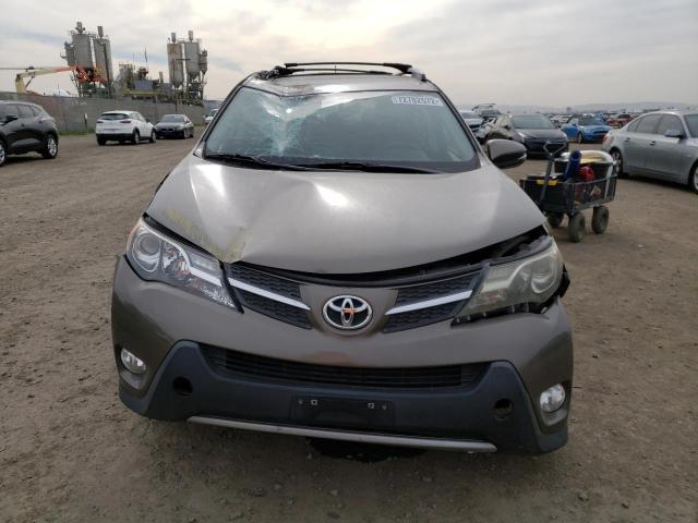 Photo 5 from auction – 2015 TOYOTA RAV4 XLE with VIN JTMWFREV8FD074785