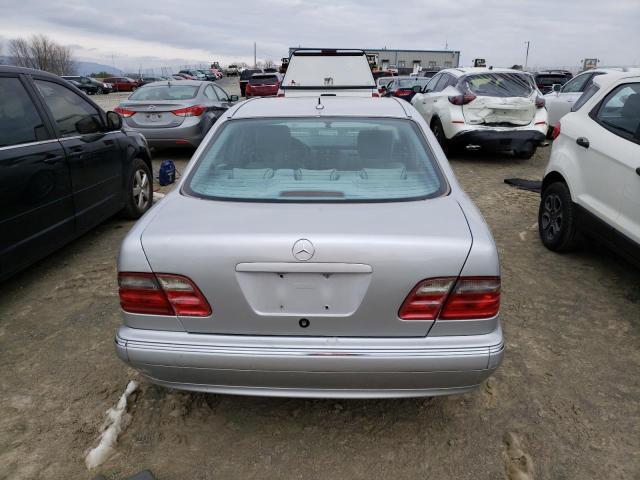 Photo 6 from auction – 2002 MERCEDES-BENZ E 320 with VIN WDBJF65J72B439452