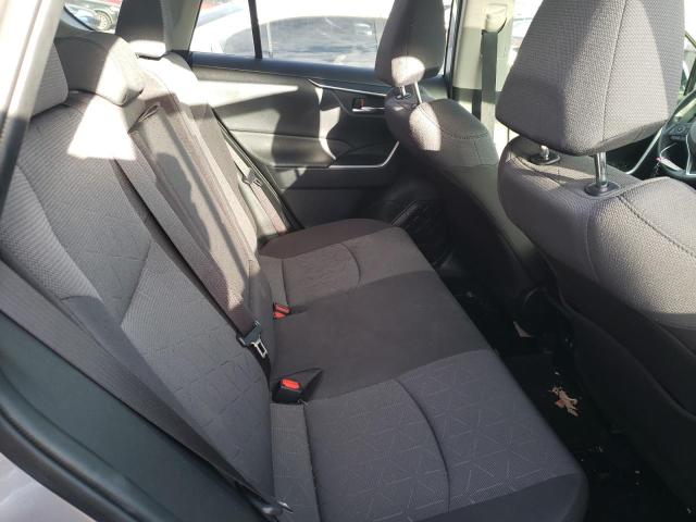 Photo 11 from auction – 2019 TOYOTA RAV4 XLE with VIN JTMRWRFVXKD013802