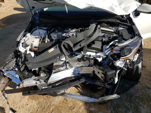 Photo 11 from auction – 2022 TOYOTA COROLLA LE with VIN 5YFEPMAEXNP336576
