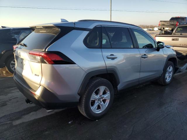 Photo 3 from auction – 2019 TOYOTA RAV4 XLE with VIN 2T3W1RFVXKW031799