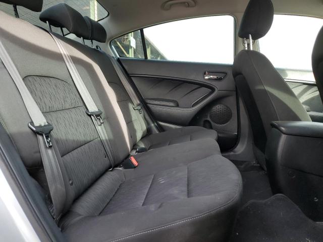 Photo 10 from auction – 2016 KIA FORTE LX with VIN KNAFK4A65G5591208