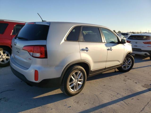 Photo 3 from auction – 2014 KIA SORENTO LX with VIN 5XYKT3A62EG461433
