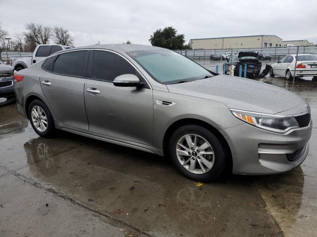Photo 4 from auction – 2018 KIA OPTIMA LX with VIN 5XXGT4L38JG182162
