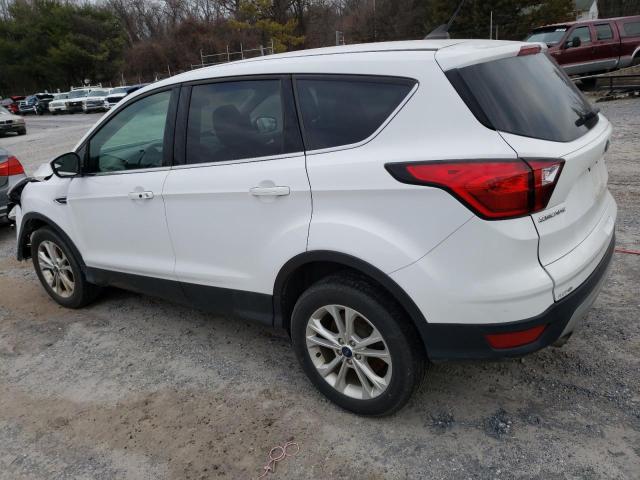 Photo 2 from auction – 2019 FORD ESCAPE SE with VIN 1FMCU9GD1KUB43125