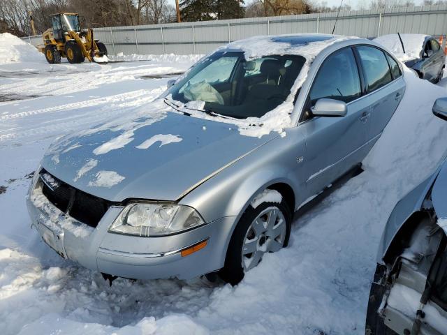 VOLKSWAGEN PASSAT GLX 2003 with VIN WVWTH63B23P385451 - Photo from auction