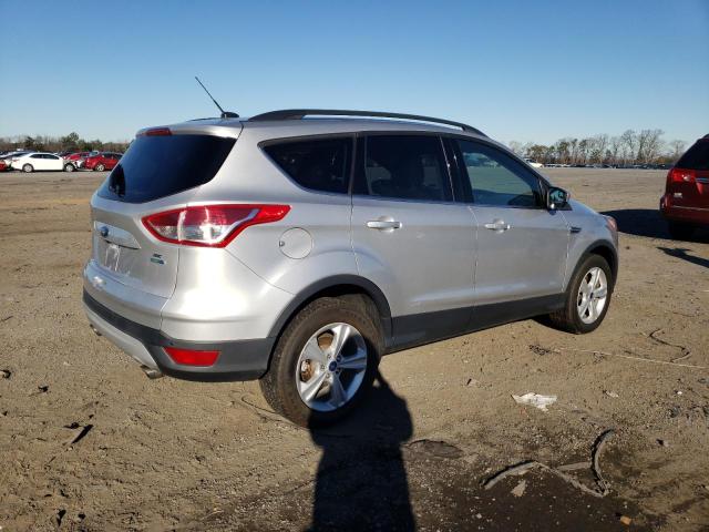 Photo 3 from auction – 2015 FORD ESCAPE SE with VIN 1FMCU9GX3FUA46170
