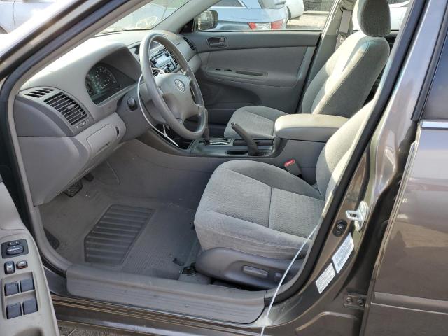 Photo 7 from auction – 2002 TOYOTA CAMRY LE with VIN 4T1BF32KX2U512458