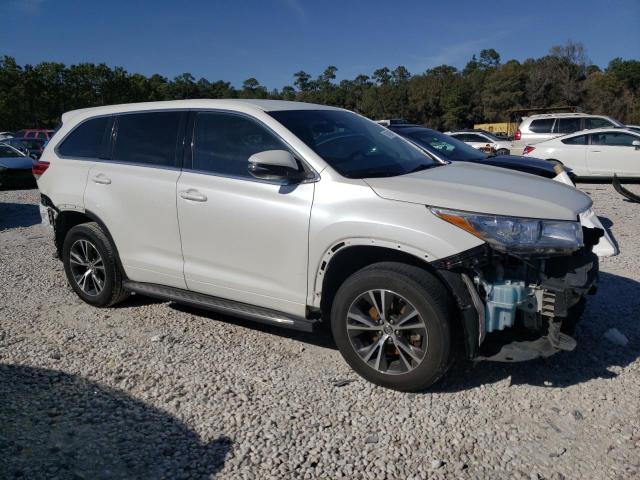 Photo 4 from auction – 2017 TOYOTA HIGHLANDER with VIN 5TDZZRFH5HS225148