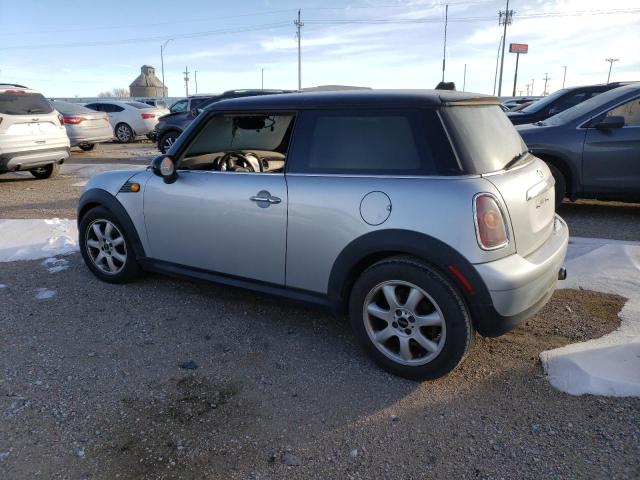 Photo 2 from auction – 2009 MINI COOPER with VIN WMWMF33599TU71694