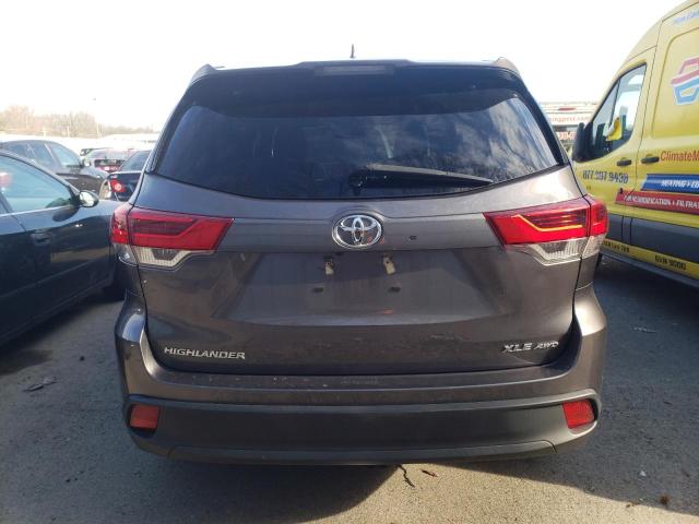 Photo 6 from auction – 2019 TOYOTA HIGHLANDER with VIN 5TDJZRFH0KS731555