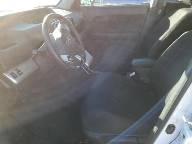 Photo 7 from auction – 2008 TOYOTA SCION with VIN JTLKE50E281045230