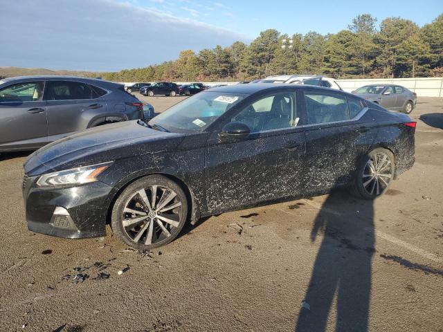 NISSAN ALTIMA SR 2019 with VIN 1N4BL4CV7KC195911 - Photo from auction