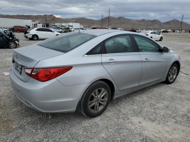 Photo 3 from auction – 2013 HYUNDAI SONATA GLS with VIN 5NPEB4AC5DH519487