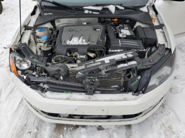 Photo 11 from auction – 2013 VOLKSWAGEN PASSAT SEL with VIN 1VWCN7A37DC085632