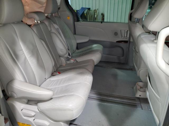 Photo 11 from auction – 2011 TOYOTA SIENNA XLE with VIN 5TDYK3DC2BS090433