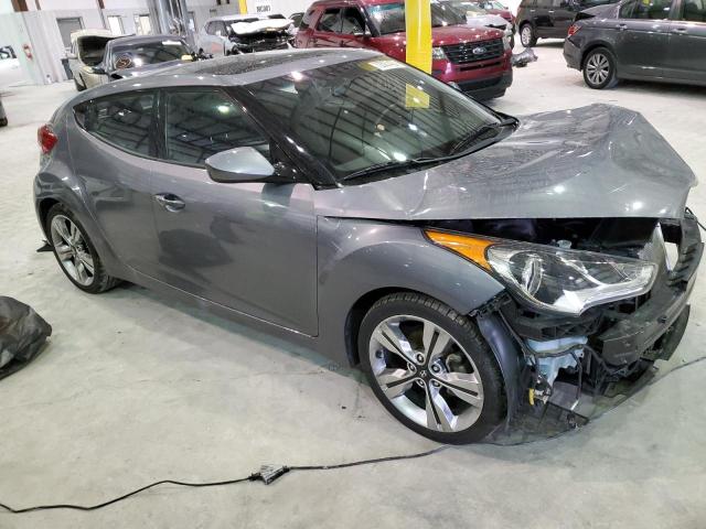 Photo 4 from auction – 2017 HYUNDAI VELOSTER with VIN KMHTC6AD6HU323946