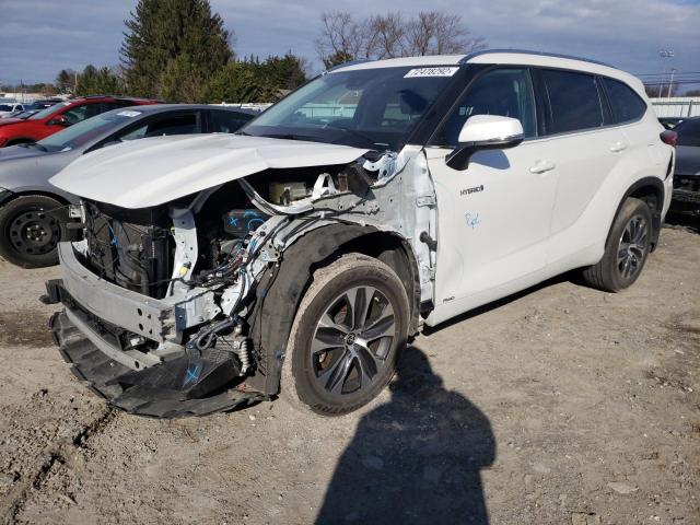 TOYOTA HIGHLANDER 2021 with VIN 5TDGBRCH8MS033961 - Photo from auction