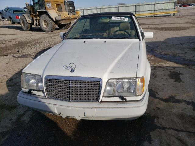 Photo 5 from auction – 1995 MERCEDES-BENZ E 320 with VIN WDBEA66E8SC275690