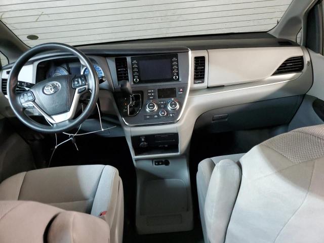 Photo 8 from auction – 2018 TOYOTA SIENNA L with VIN 5TDZZ3DC7JS941222