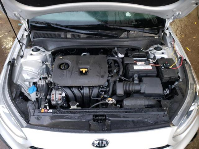 Photo 11 from auction – 2021 KIA FORTE FE with VIN 3KPF24AD9ME268393