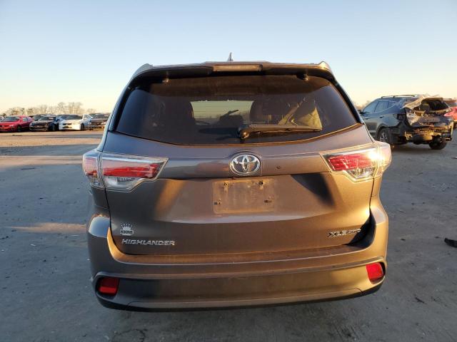 Photo 6 from auction – 2015 TOYOTA HIGHLANDER with VIN 5TDJKRFH8FS164313
