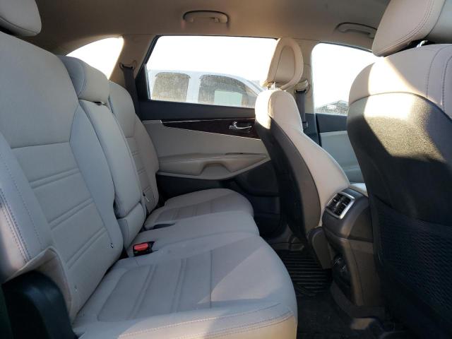 Photo 11 from auction – 2016 KIA SORENTO LX with VIN 5XYPG4A52GG109656
