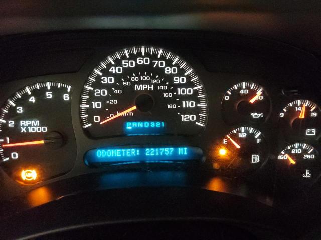 Photo 9 from auction – 2005 CHEVROLET SILVERADO with VIN 1GCEK19B95E327713