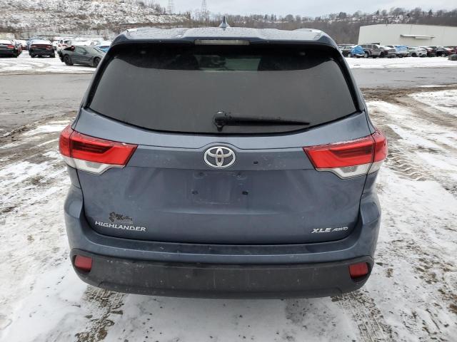Photo 6 from auction – 2018 TOYOTA HIGHLANDER with VIN 5TDJZRFH0JS876142