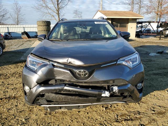 Photo 5 from auction – 2017 TOYOTA RAV4 LIMIT with VIN JTMDFREVXHD220789