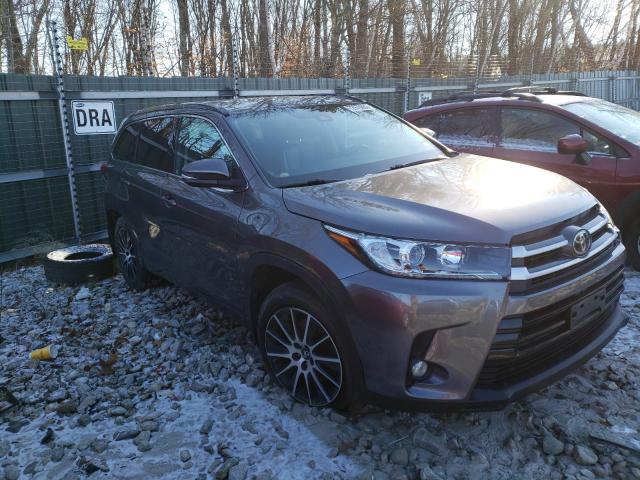 Photo 4 from auction – 2017 TOYOTA HIGHLANDER with VIN 5TDJZRFH9HS378290