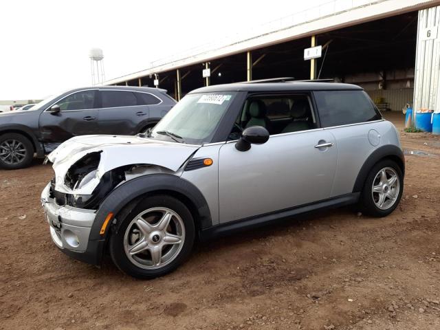 MINI COOPER 2010 with VIN WMWMF3C54ATZ65207 - Photo from auction