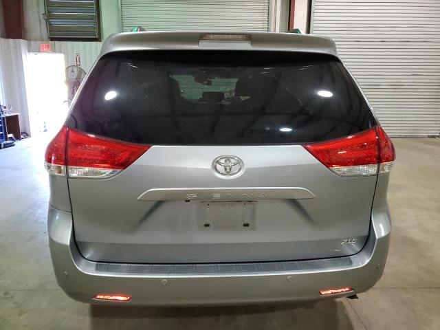 Photo 6 from auction – 2011 TOYOTA SIENNA XLE with VIN 5TDYK3DC2BS090433