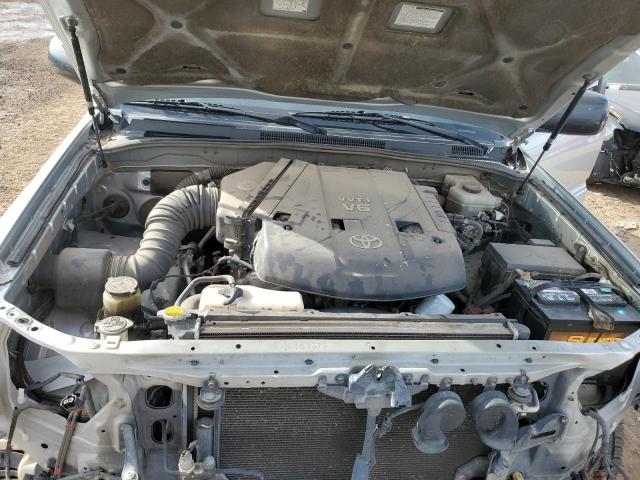 Photo 12 from auction – 2004 TOYOTA 4RUNNER SR with VIN JTEZU14R248015385