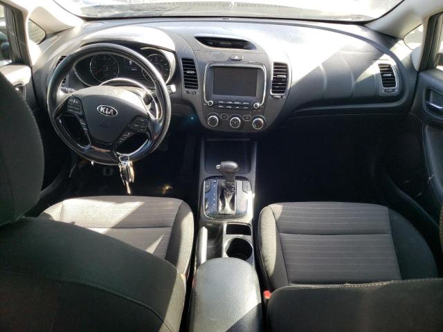 Photo 8 from auction – 2018 KIA FORTE LX with VIN 3KPFL4A78JE279890