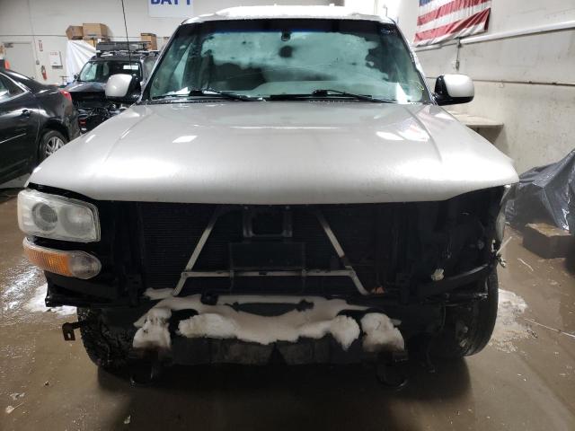 Photo 5 from auction – 2001 GMC DENALI XL with VIN 1GKFK66UX1J247334
