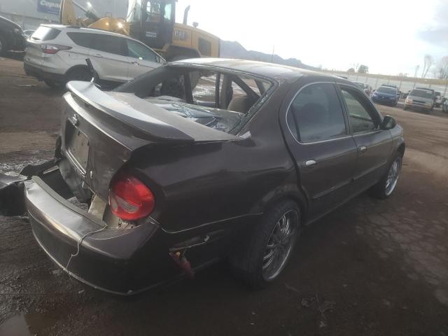 Photo 3 from auction – 2000 NISSAN UK with VIN JN1CA31D3YT718362