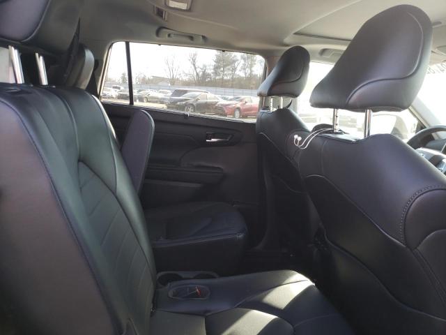 Photo 10 from auction – 2021 TOYOTA HIGHLANDER with VIN 5TDGBRCH8MS033961
