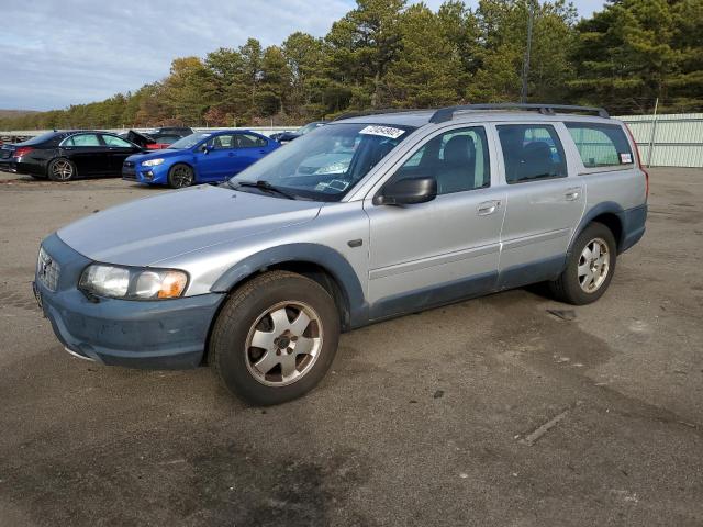 VOLVO V70 XC 2001 with VIN YV1SZ58D811025656 - Photo from auction
