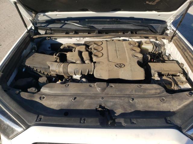 Photo 12 from auction – 2018 TOYOTA 4RUNNER SR with VIN JTEBU5JR7J5509428