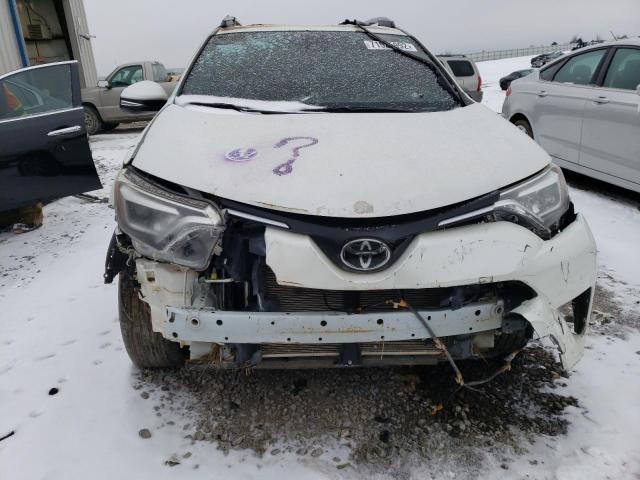 Photo 5 from auction – 2017 TOYOTA RAV4 LIMIT with VIN 2T3DFREV3HW635875