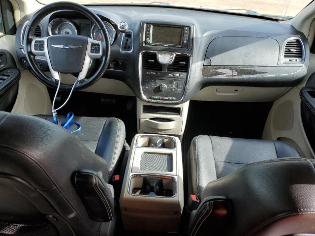 Photo 8 from auction – 2015 CHRYSLER TOWN & COU with VIN 2C4RC1BG8FR751845